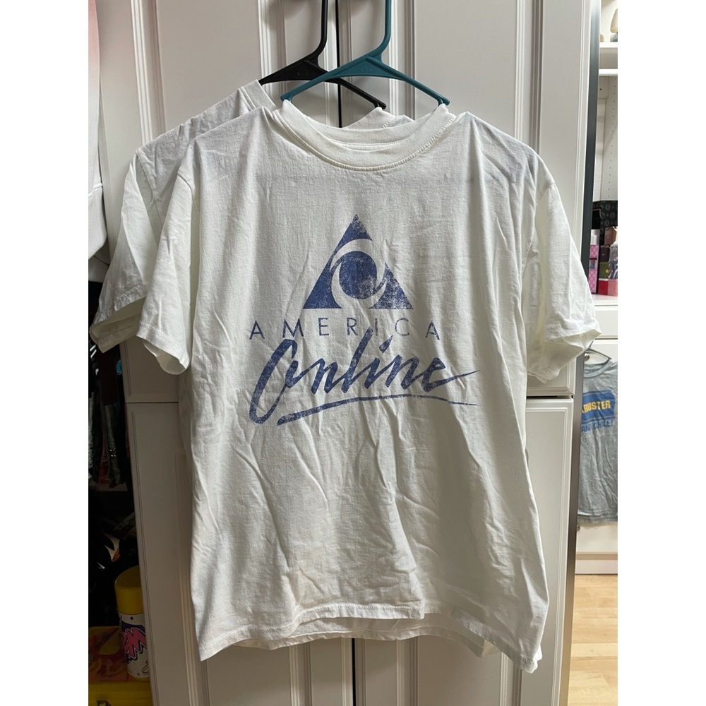 💖3 vintage like shirts💖